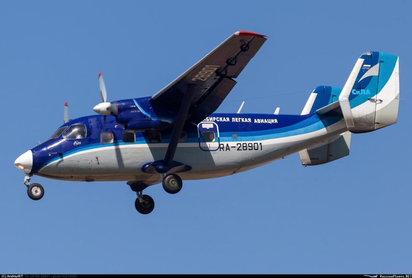 АН 28 самолет