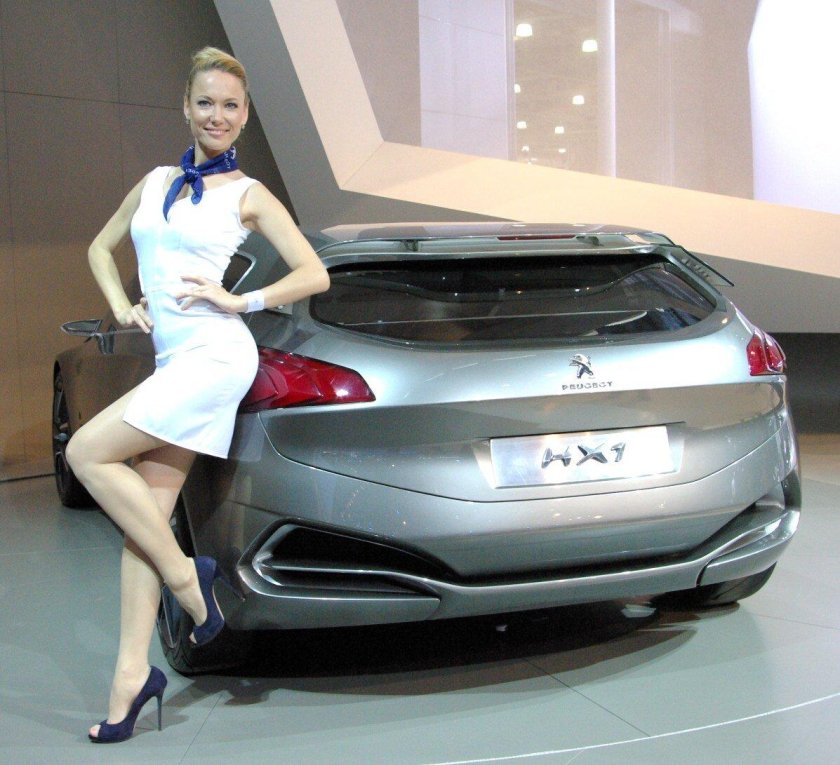 Витрина автосалона