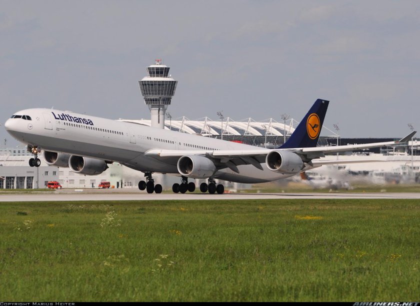 Эйрбас а340-600