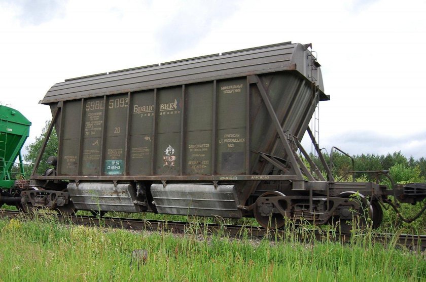 Вагон-зерновоз (хоппер) 19-752