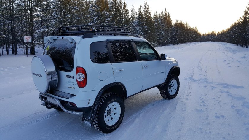 Chevrolet Niva внедорожный