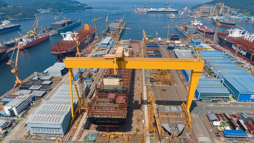 Daewoo shipbuilding marine engineering co