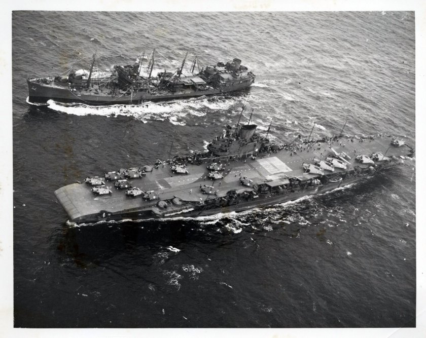 Авианосец Викториес