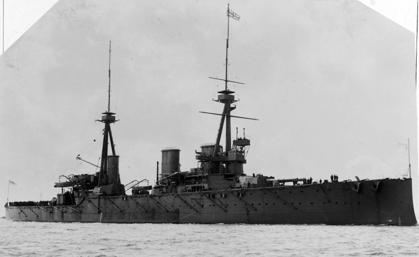 Линейный крейсер Индомитебл