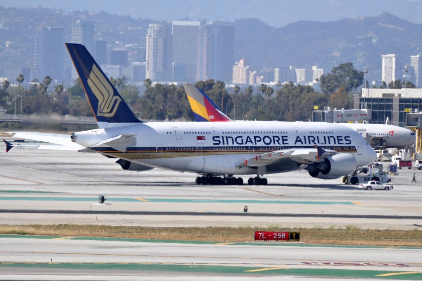 Сингапур Аирлинес