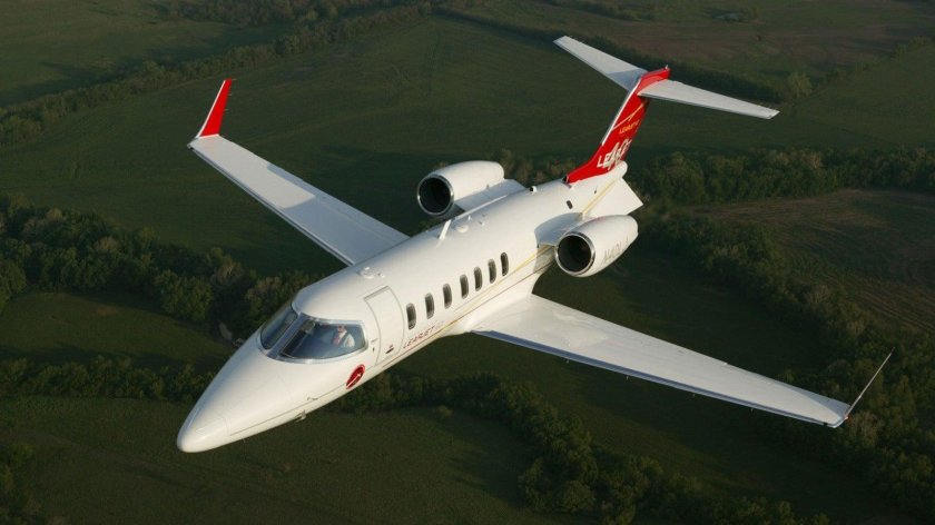 Самолёт Bombardier Learjet