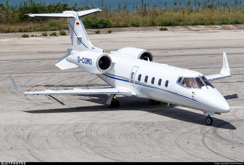 Learjet 60