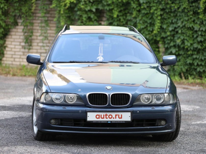 BMW 5 e39 2002
