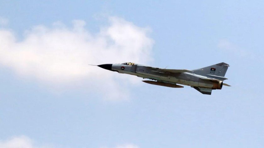 Миг-23 истребитель