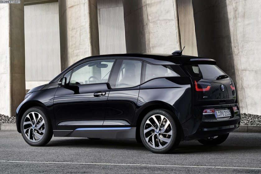 BMW i3 черный