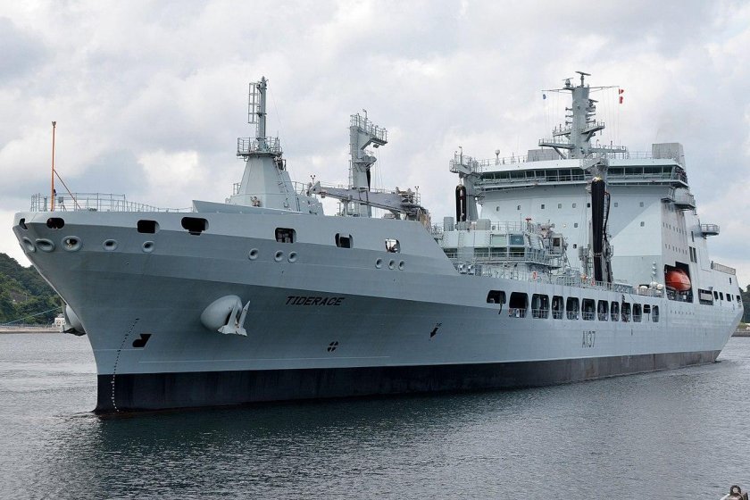 Корабль снабжения