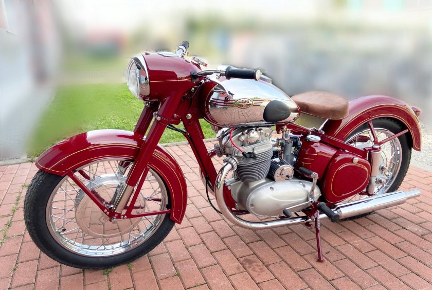 Мотоцикл ява 500