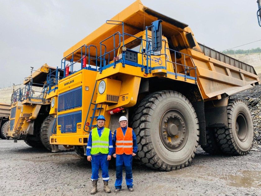 БЕЛАЗ карьерный самосвал