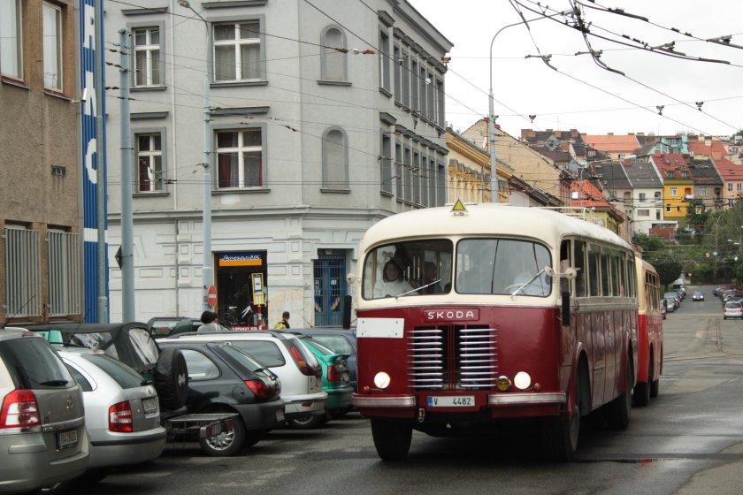 Skoda 706 тягач