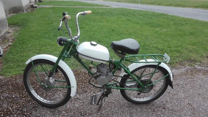 Мопед рига 13