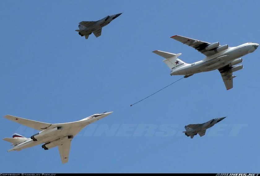 Ил-78 заправщик