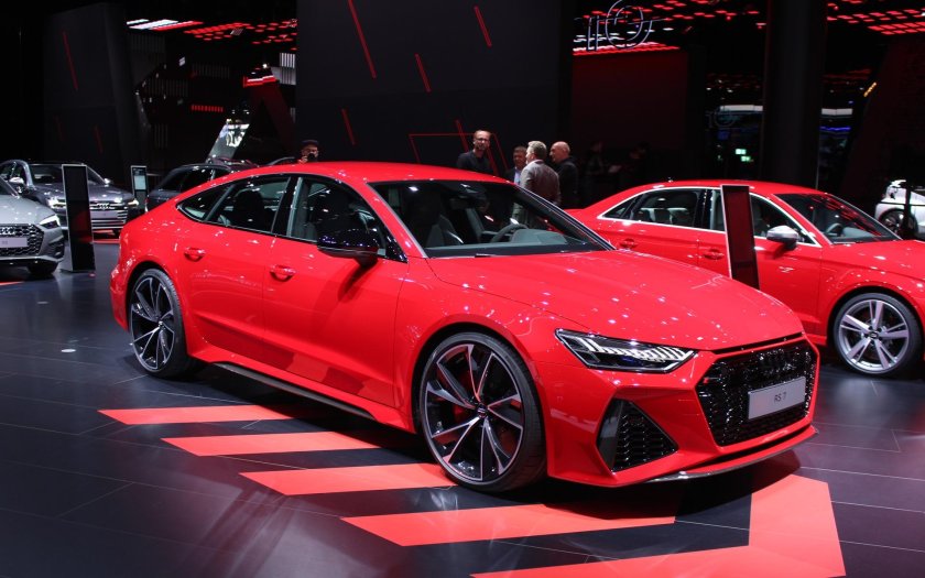 Ауди rs7 2020