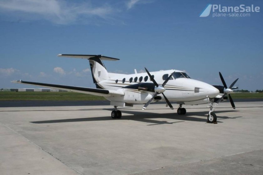 Beechcraft king air 300
