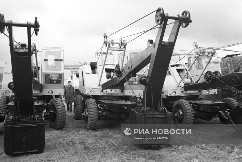 Калининский экскаваторный завод