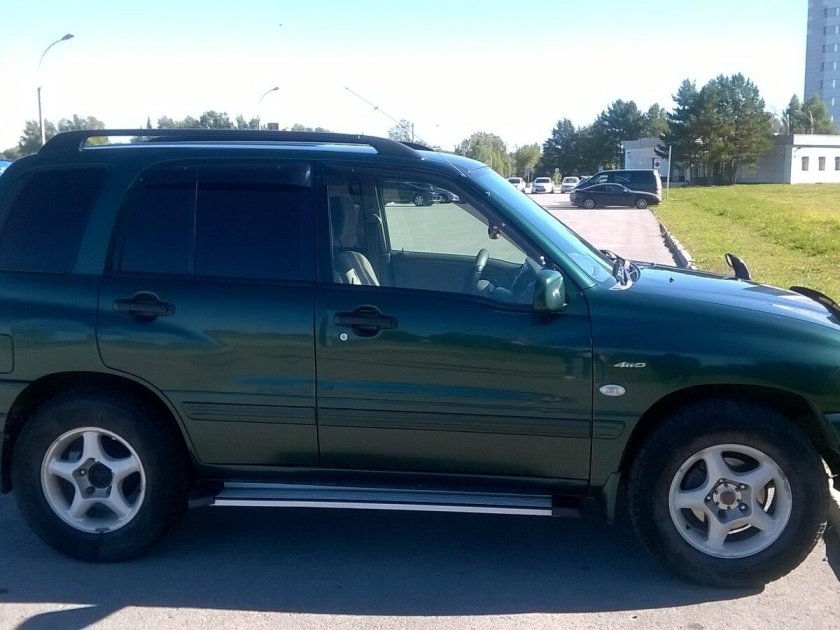 Сузуки эскудо зеленый 1999