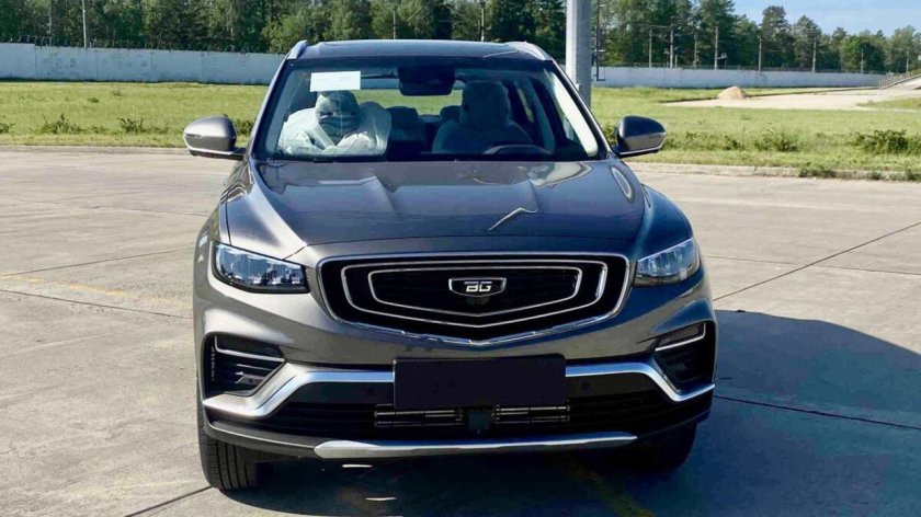 Geely atlas pro серый