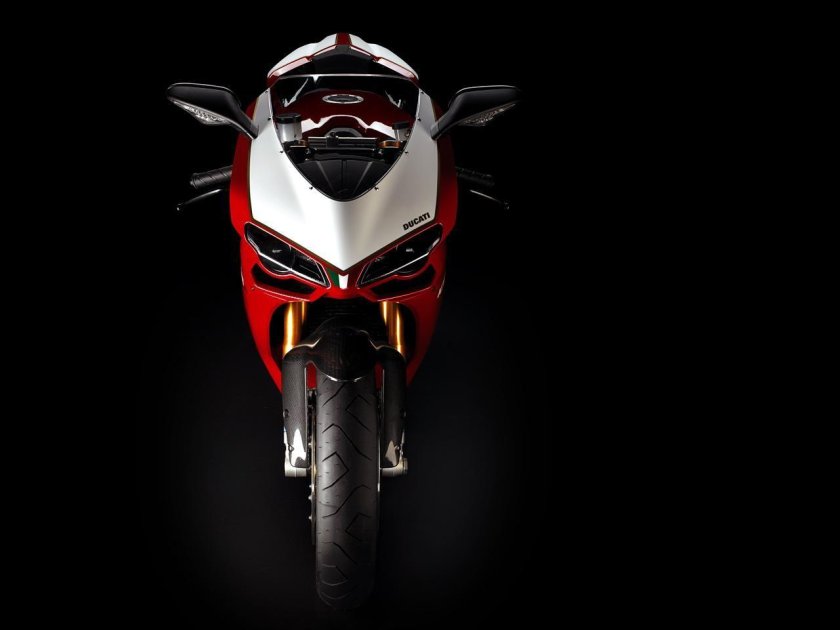 Ducati 1098 спереди