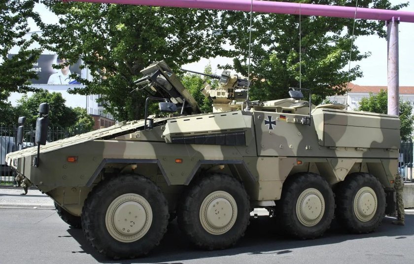 БТР GTK Boxer 8х8