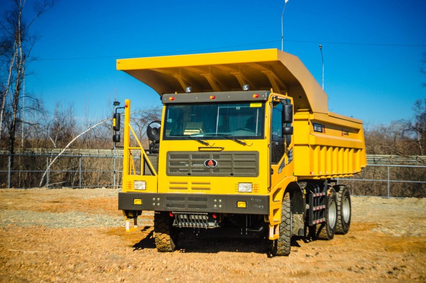 Карьерный самосвал мт 95