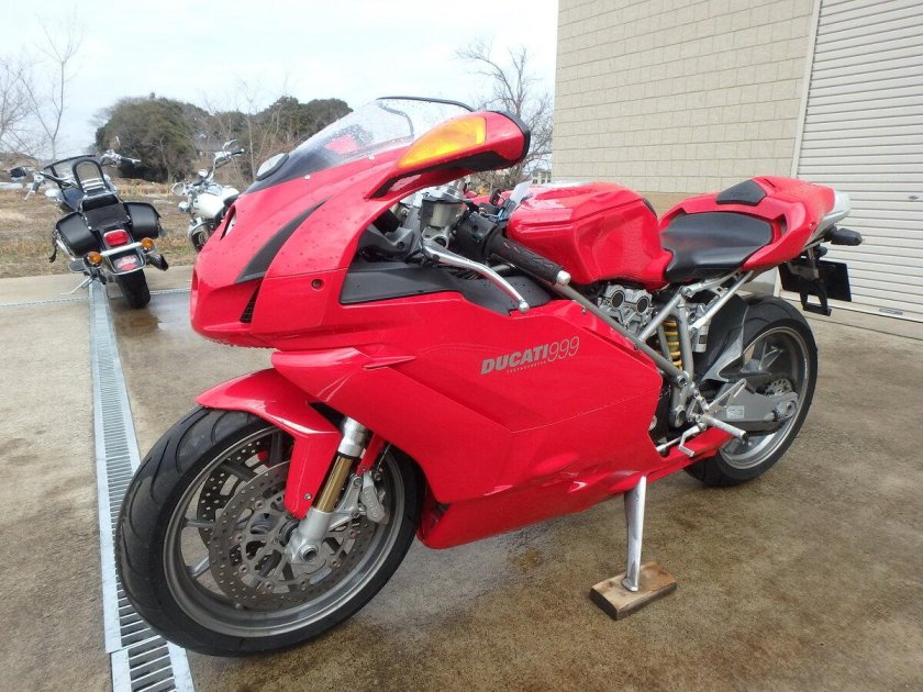 Ducati 999 2002