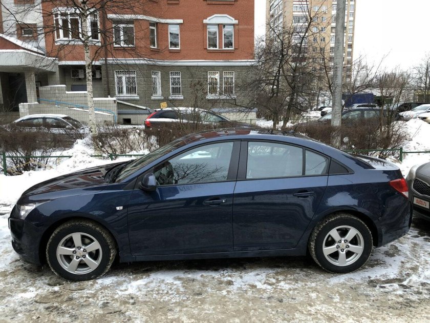 Chevrolet Cruze 2012 темно синий