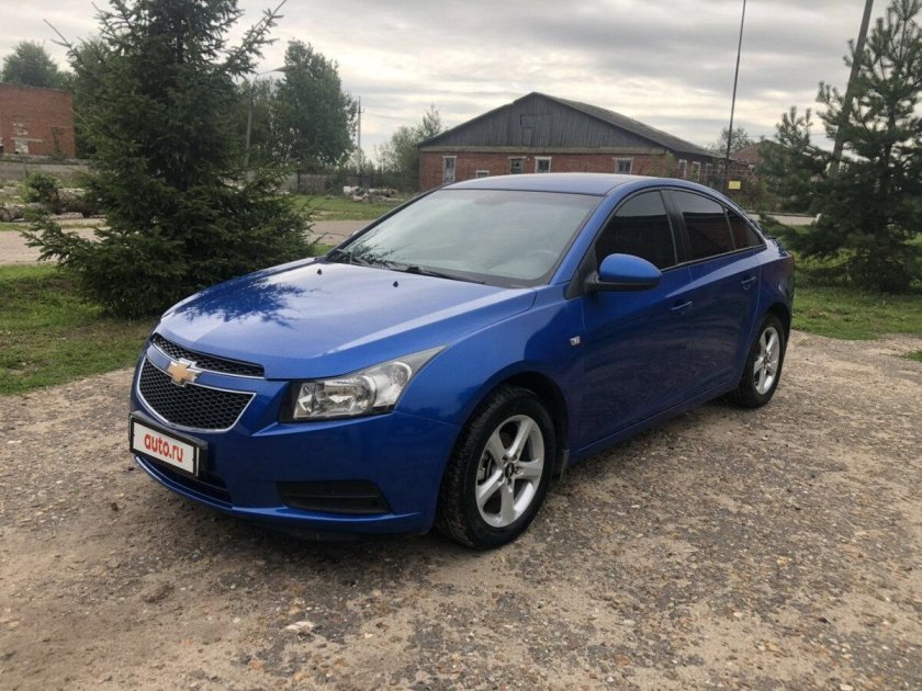 Шевроле Круз седан синий