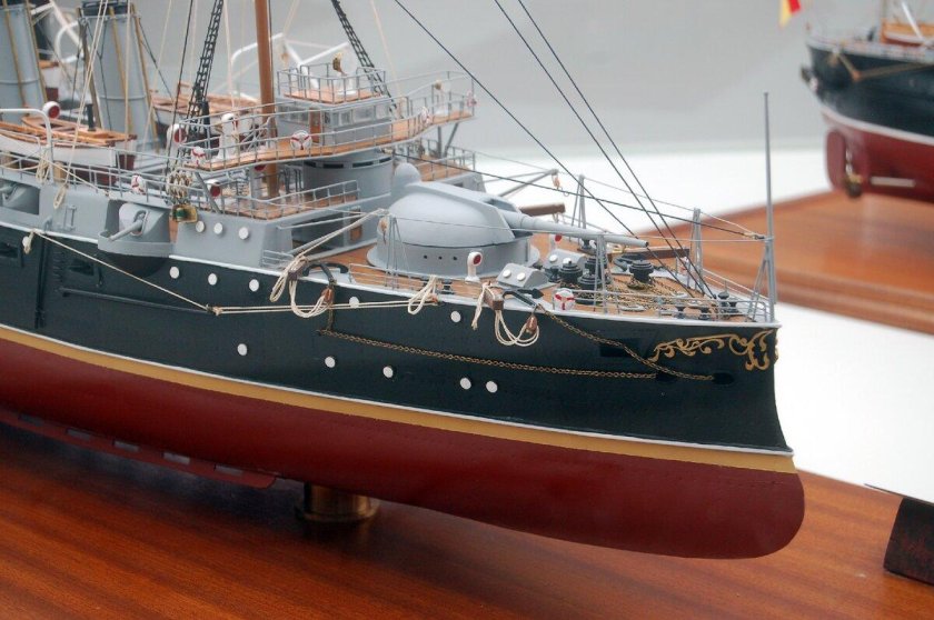 Инфанта Мария Тереза броненосный крейсер