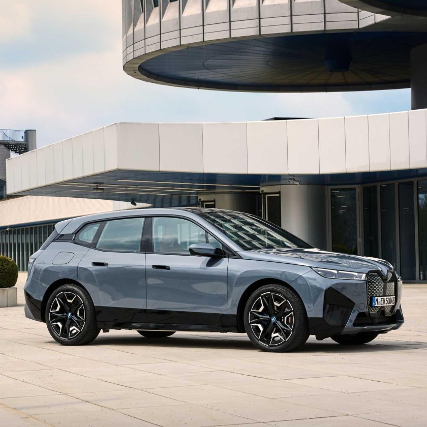 BMW IX xdrive50i