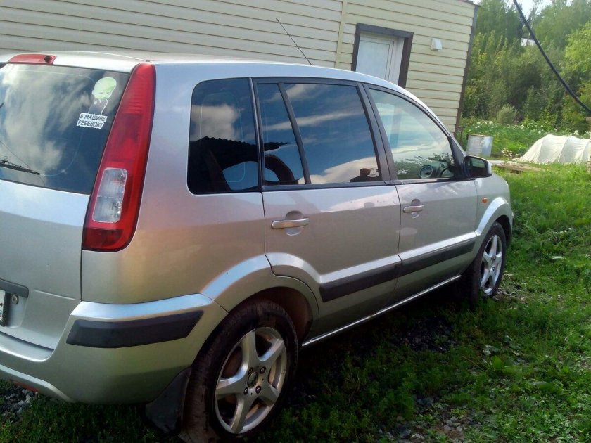 Форд Фьюжн 1.6 автомат