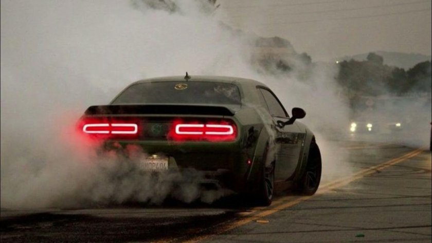 Dodge Challenger Hellcat