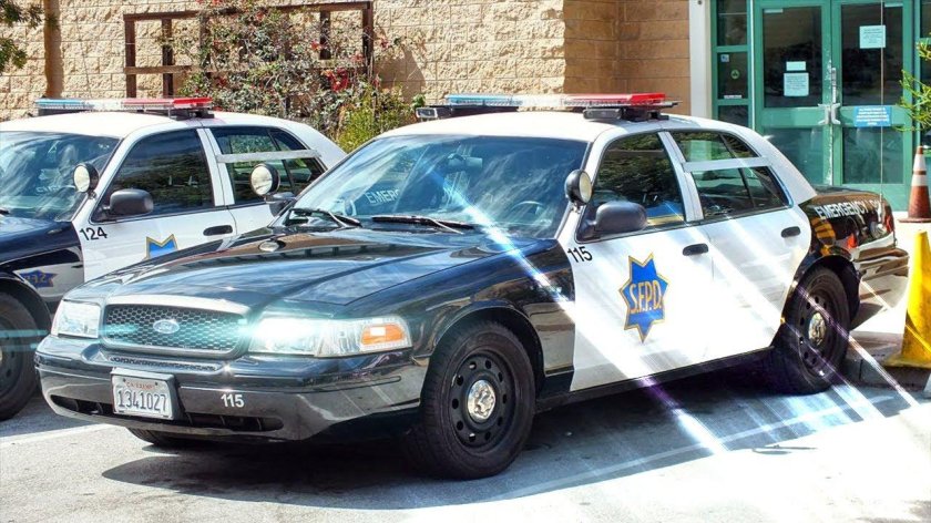 Форд Краун Виктория Калифорния полиция