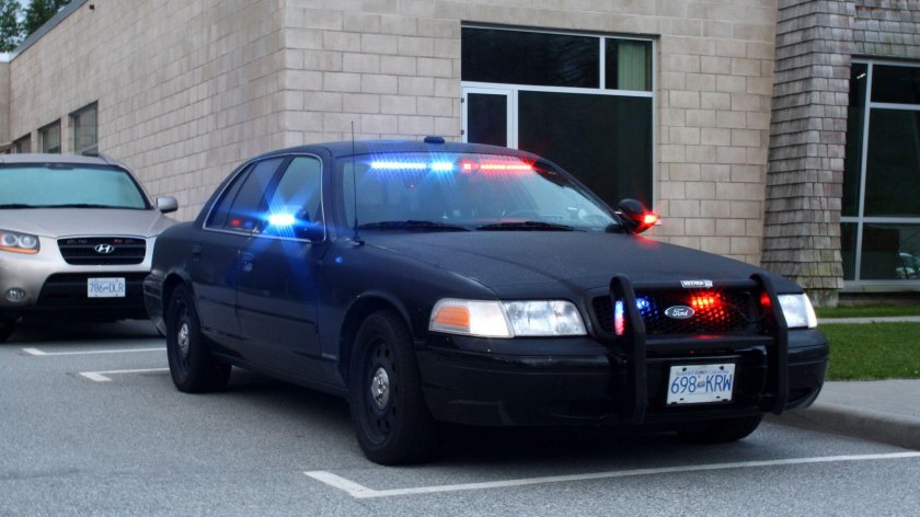 Полицейский Форд Краун Виктория