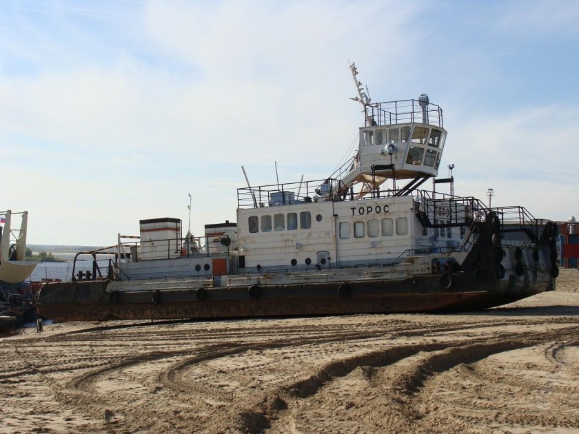 Буксир-толкач рт-300