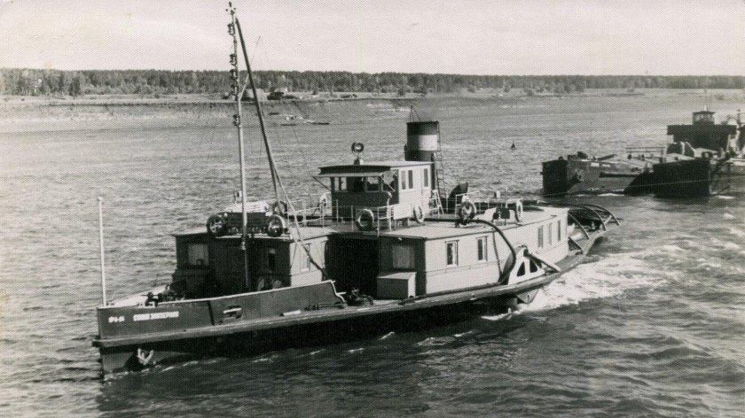 Речной буксир бр-80