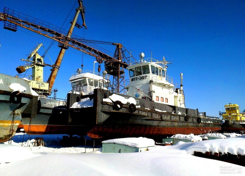 Теплоход БТТ 311