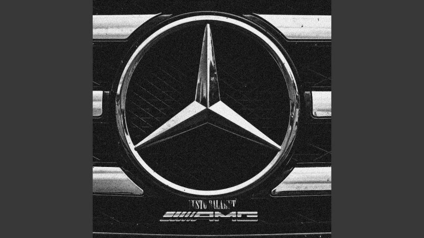 Mercedes Benz logo