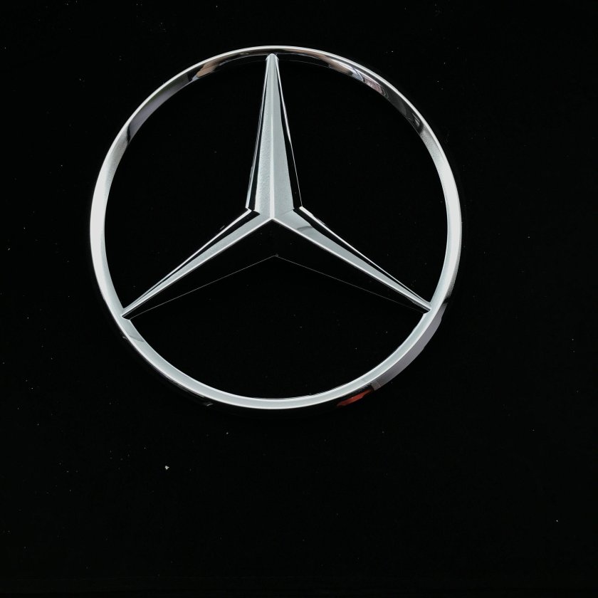 Знак Мерседес Бенц