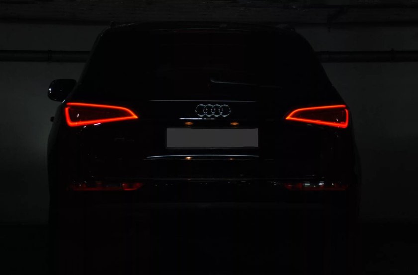 Задние фары Ауди а6 ночью
