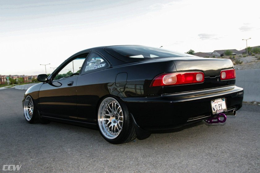 Honda Integra черная