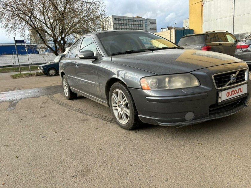 Вольво седан s60 2005