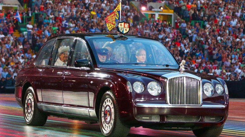 Bentley State Limousine Елизаветы II