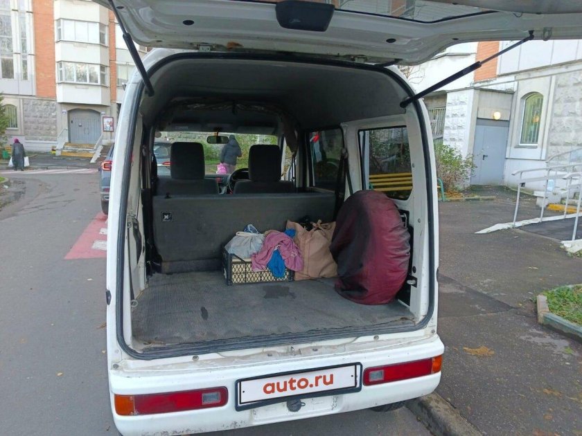 Mazda bongo 2002