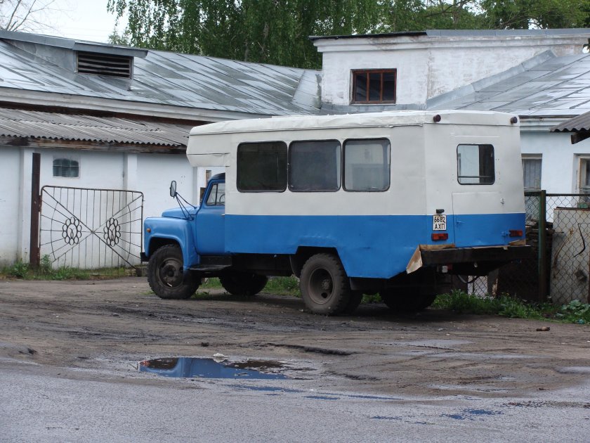 Комбинированный автобус