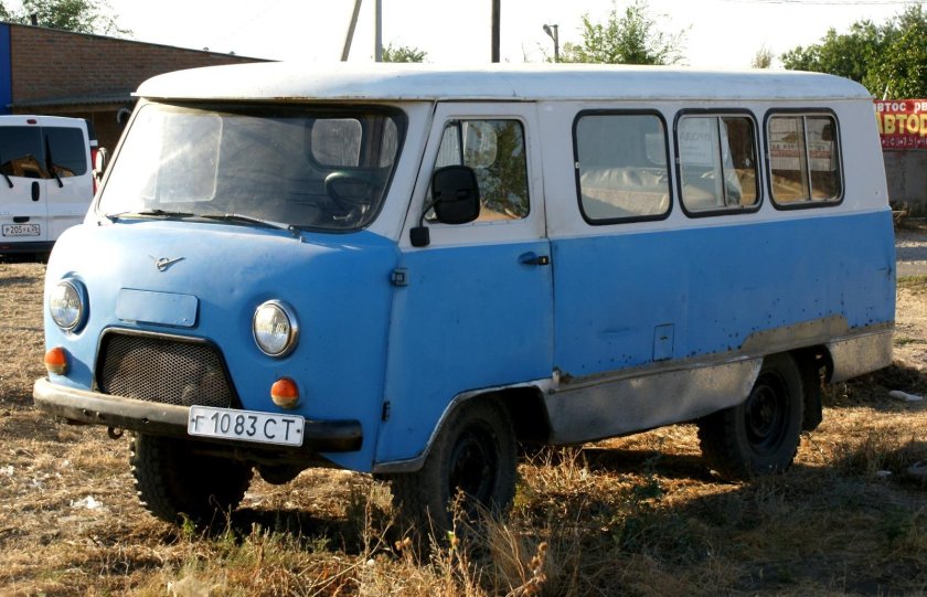 УАЗ 3303 АПВ-У-01