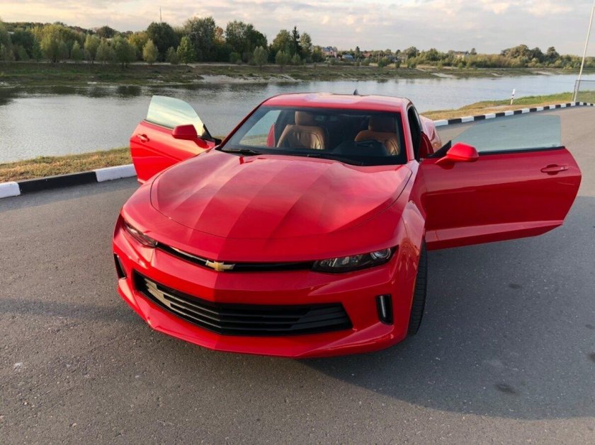 Шевроле Камаро красный 2016